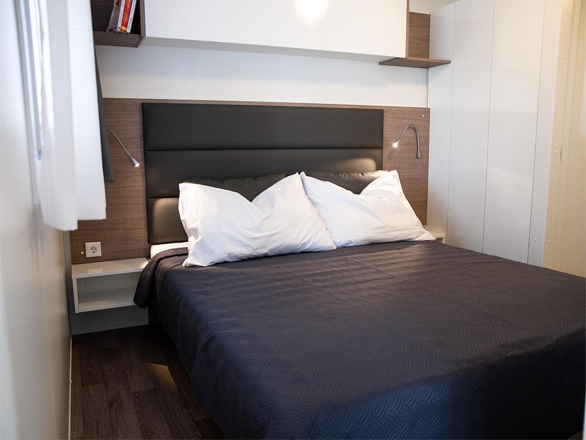 Micanovi Dvori Mobile Home Village Zrmanja Obrovac Ruang foto