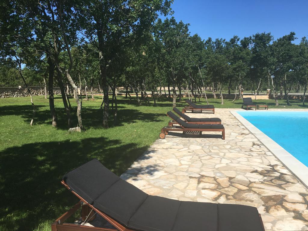 Micanovi Dvori Mobile Home Village Zrmanja Obrovac Bagian luar foto
