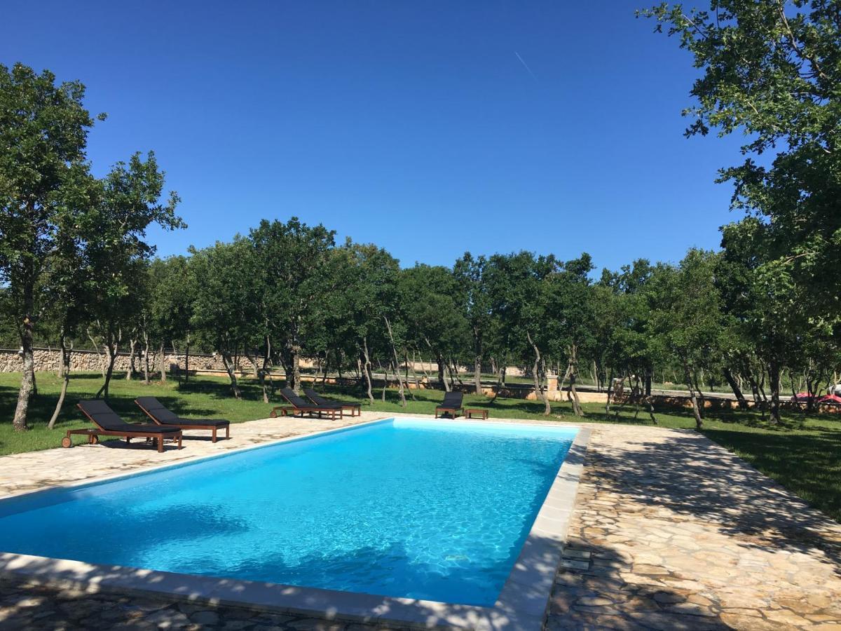 Micanovi Dvori Mobile Home Village Zrmanja Obrovac Bagian luar foto