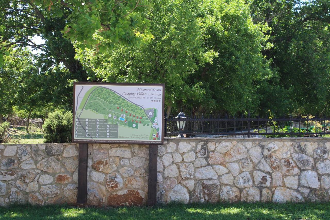 Micanovi Dvori Mobile Home Village Zrmanja Obrovac Bagian luar foto
